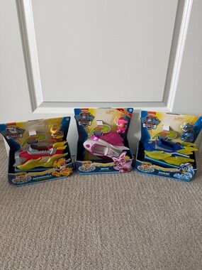 Paw Patrol Mighty Charged Up Deluxe Vehicles - Marshall, Skye, Chase